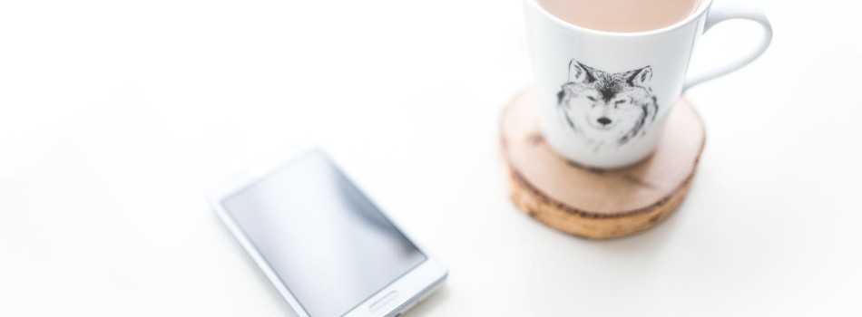  coffee-mug-smartphone-desk.jpg